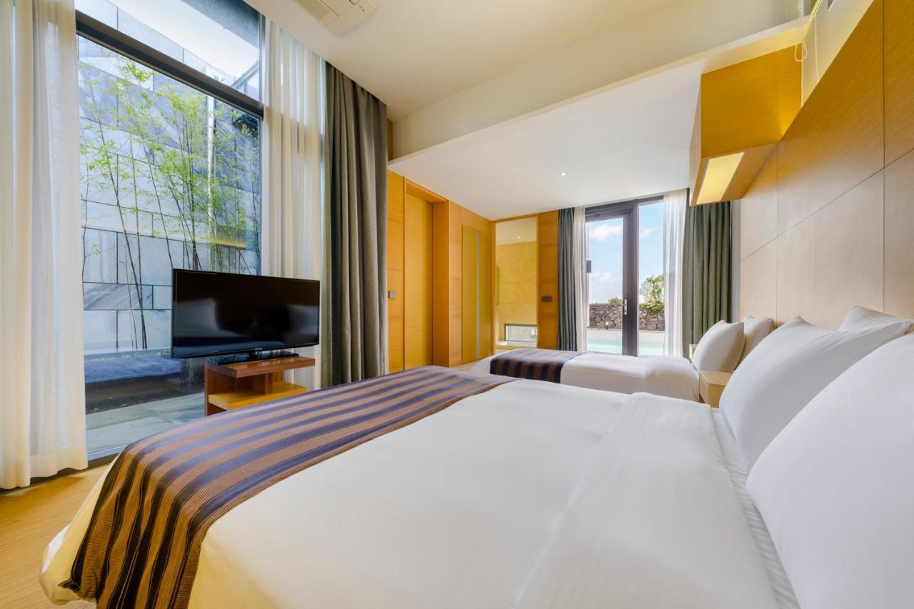 Stanford Hotel & Resort Jeju Exteriör bild